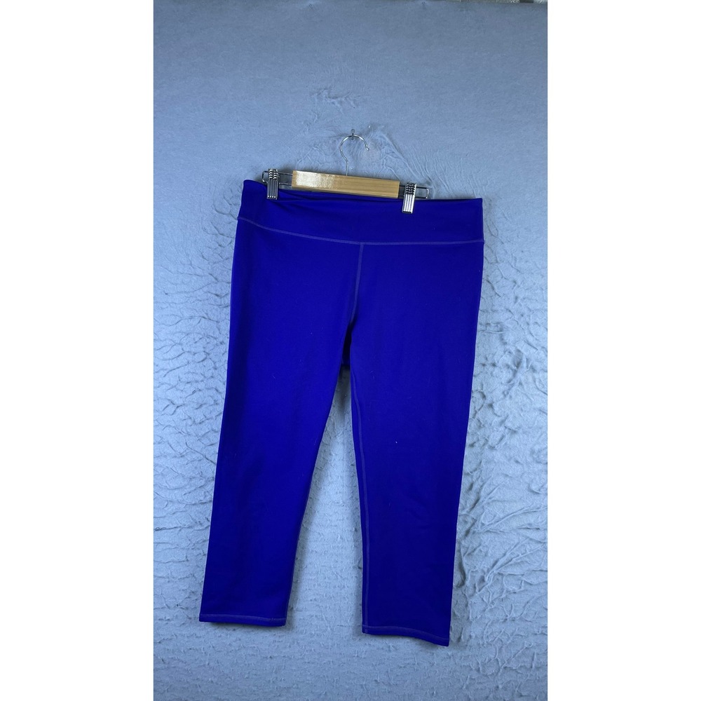Fabletics Capri Leggings Women Large Purple Excellent Cropped Athletic CS1510254